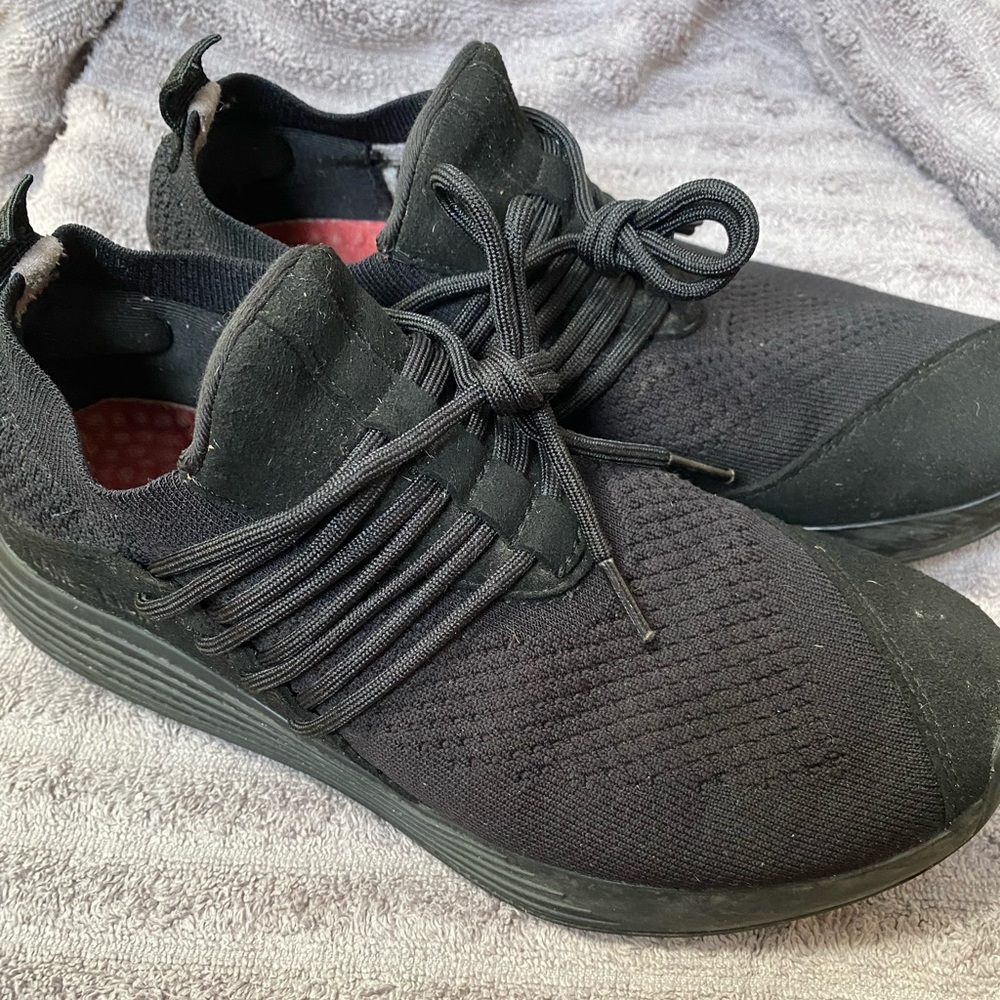 Lane eight sneakers